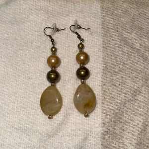 Earrings olive green and gold tone